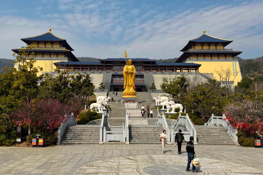 灵山后花园环境